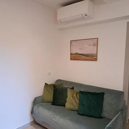 Fiora 7 House - Intera Casa Con Due Bagni - Whole House With Two Bathrooms * Bologna
