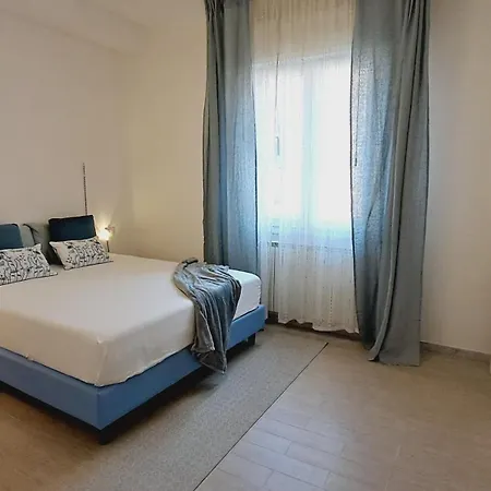 Apartment Fiora 7 House Bologna