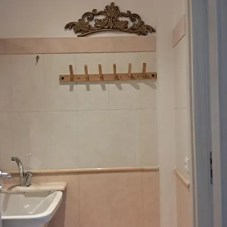 Fiora 7 House Bologna