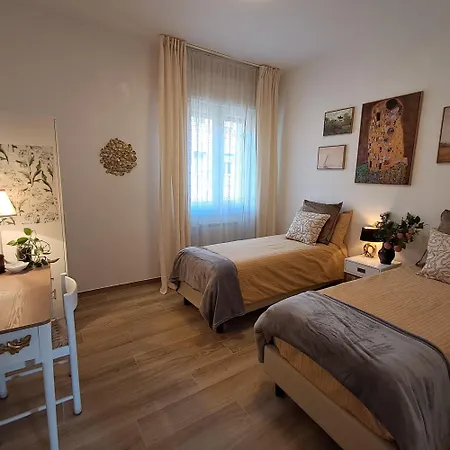 Apartment Fiora 7 House